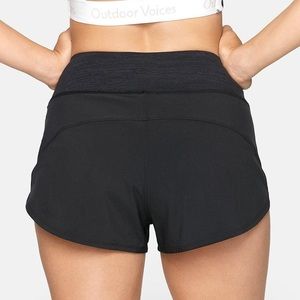 Outdoor Voices Hudson 2.5” shorts